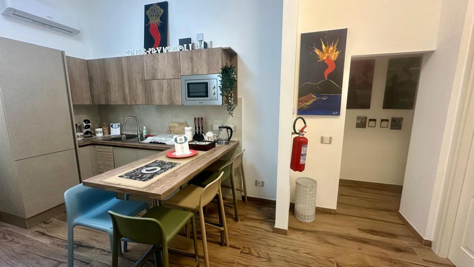 Bed & Breakfast And Naples